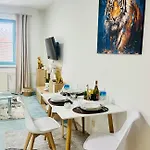 U Zoo