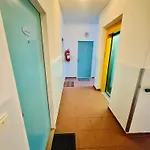 Lägenhet U Zoo *