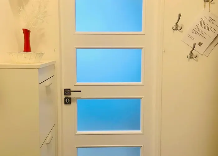 U Zoo Lägenhet